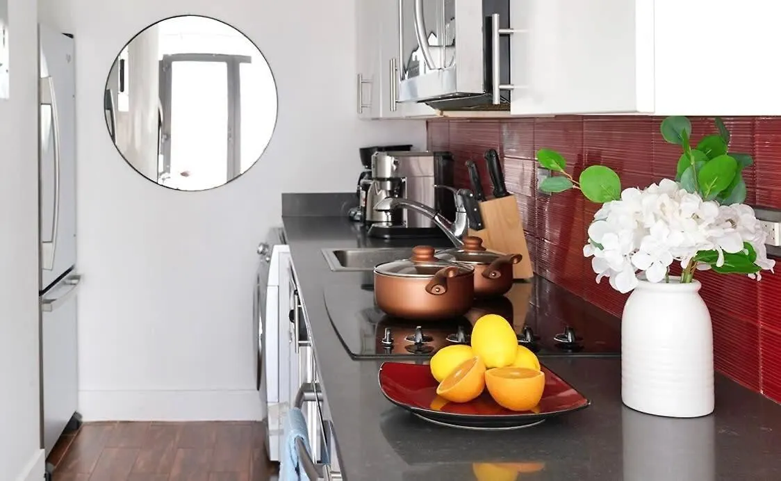 809-6A New 2Br Duplex With A Private Patio Apartment New York