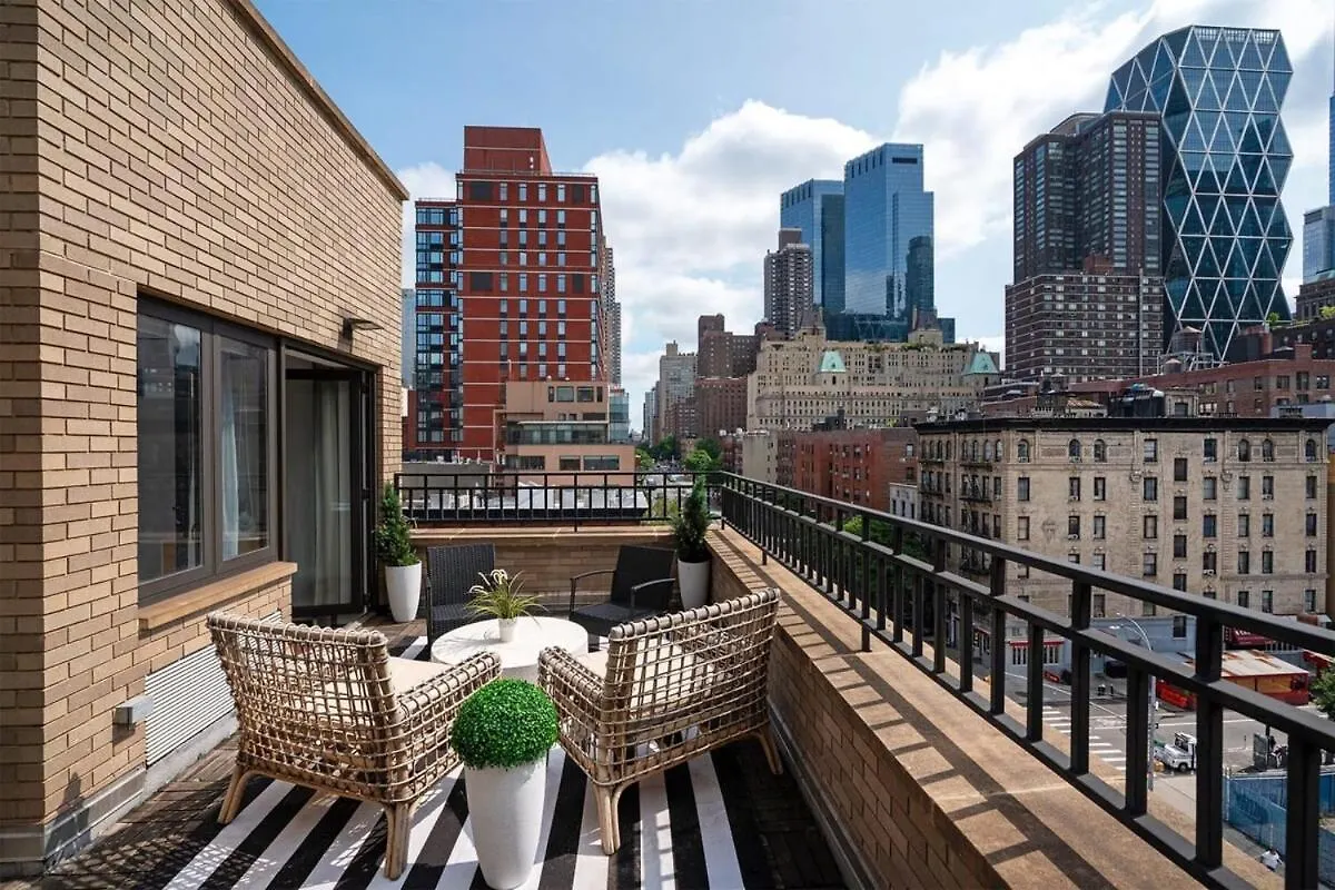 809-6A New 2Br Duplex With A Private Patio Apartment New York